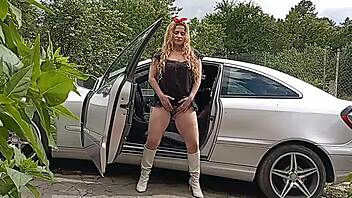 I'm jerking off outside the car with a wild squirt