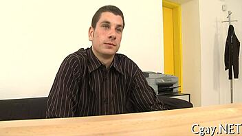 Grb in divji skupinski seks