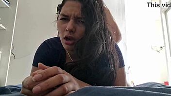 Im 18, plumber is 36, we fucked with wet pussy hard