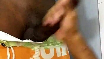 Check out this amateur gay blowjob! 😍