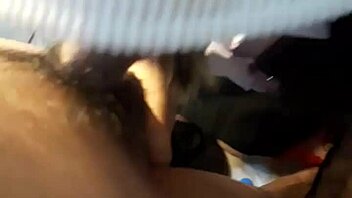 Sweet Thai amateur Kiki gives epic handjob and blowjob 😍