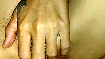 cumming inside my wife's sexy pussy 😈