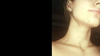 resident evil 3 jill valentine gives a handjob with pearly necklace