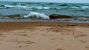 Wow! Gave Her a Creampie After a Hot Beach Date!