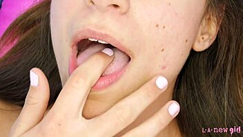 Ordinary cute teen 18+ shows naked close-up... wow! 😍