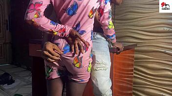 Damn! Ebony horny aunty craves my hard action now!