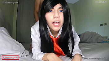 Blue-eyed virgin Japanese student bade lund se chudai debut karti hai camera trailer mein