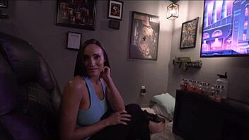 caught jerking by friend’s hot mom, alyssia vera shocks me again