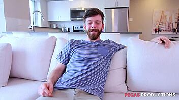 Does Nikki Prime Initiate A New Girl To Threesome?