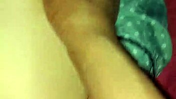 cumming inside my wife's sexy pussy 😈