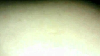 Esposa Vadia e Gostosa Pedindo Pica no Cuzinho