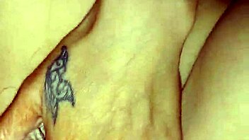 cumming inside my wife's sexy pussy 😈