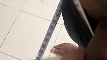 I visited my friend's house to paint and convinced him to suck my cock