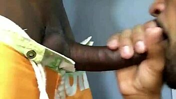 Check out this amateur gay blowjob! 😍