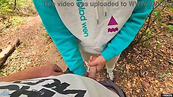 Outdoor Creampie Begging