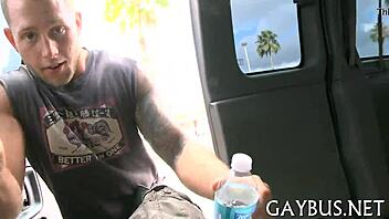 Gejowski seks w różnych klipach!