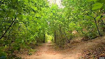 Outdoor Creampie Begging