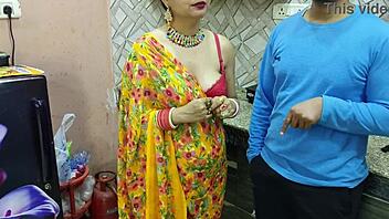 Bhabhi's tight pussy gets pounded in kitchen by ex