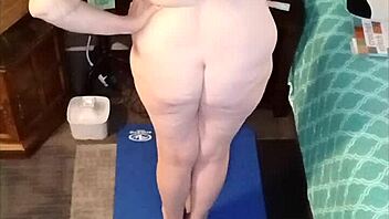 join my naked morning yoga with vee