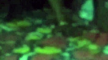 Bhabhi dormida despertada para follada india intensa