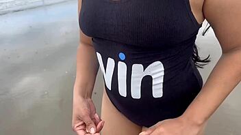 Hardcore homemade sex with a young Latina on the beach