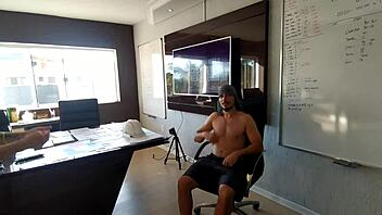 milf getting anal creampie on the engineering desk?