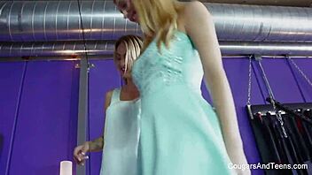 Hot lesbian threesome with teen 18+ ass 3 some sex group milf pornstar fucking tits boobs 😍