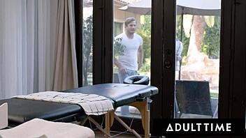 Gal Ritchie Catches Client Jerking Off at Massage Parlor!