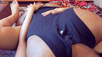 Kekasih Malaysia aku memohon aku kongkek dia di bilik tidur malam tadi