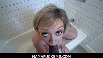 Jeg så stemora mi Dee Williams gi sugejobb