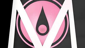 beautiful ebony milf samantha cruz enjoys intimate sex