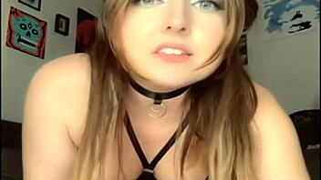 Fuck bench video features big clit masturbation and dildo fucking on the bench.