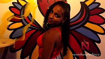 slut dancing, throw your ass on the wall?