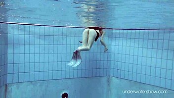 Underwater vixen Roxalana Cheh bares it all