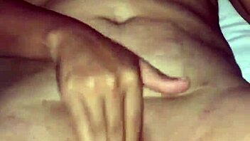 la puchita de mi esposa bien mojada