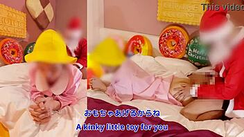 Asian couple in cosplay practices pregnancy with Santa, creampie in small pussy on Christmas.