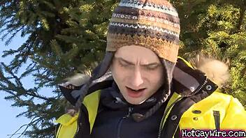 I saw these two cute twinks fuckin outside and it was so hot