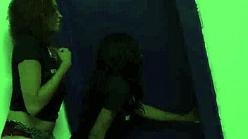 Black Babes Give Handjob And Blowjob In Group