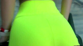 Trainer fucks Katty with new exercises in the gym.