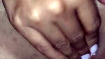 la puchita de mi esposa bien mojada