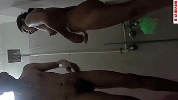 Cute bhabhi's bathroom encounter with jija ji - hardcore