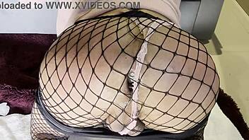 Big cock shemale enjoys anal sex with toys and ass fucking