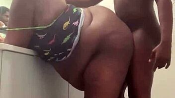 Quickie In The Bathroom 😈