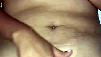 la puchita de mi esposa bien mojada