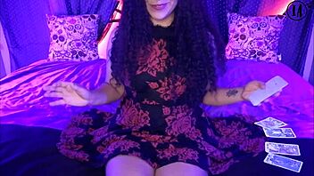 Spanish tarot reading with instructions for Halloween special.