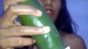 A sexy girl with brown hair makes me horny with her small mouth