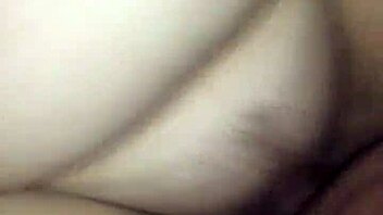 fun time with shaved bbw in the bedroom 😘