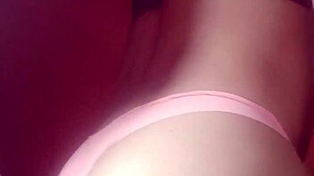 dándome amor