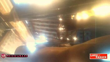 i'm kassandra, from my bathroom for virtual casting, masturbating my wet shaved pussy till i cum