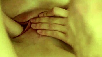 Young teen faces older dude's facial